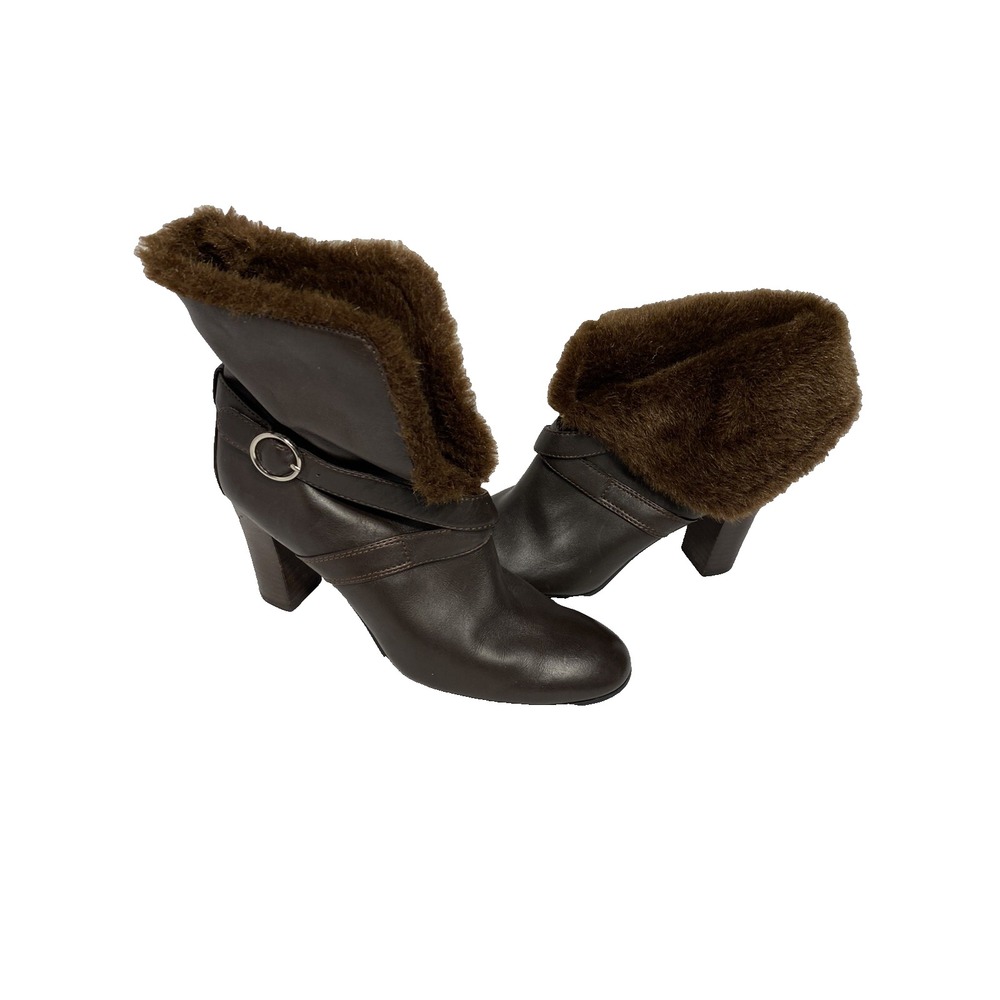 st johns bay womens heel boots faux fur size 7 M preowned